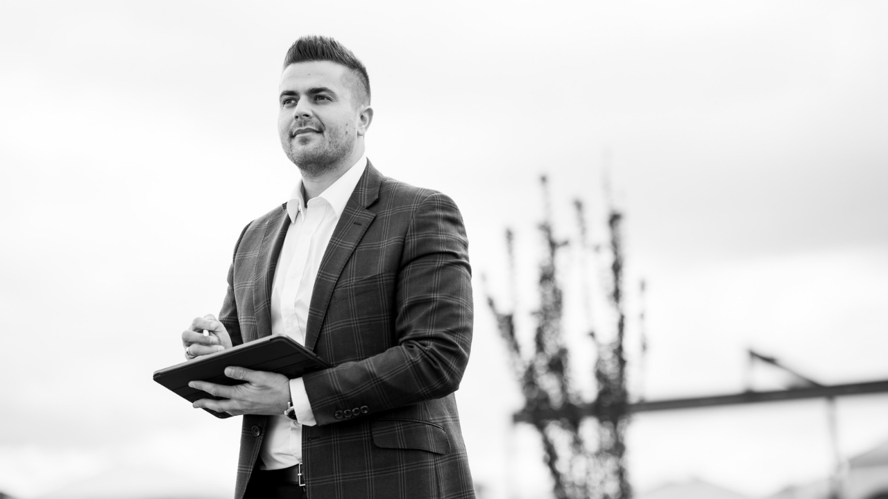 Elite Agent: Lets work together: George Giannakakis - BuildPilot Adelaide Building Guide