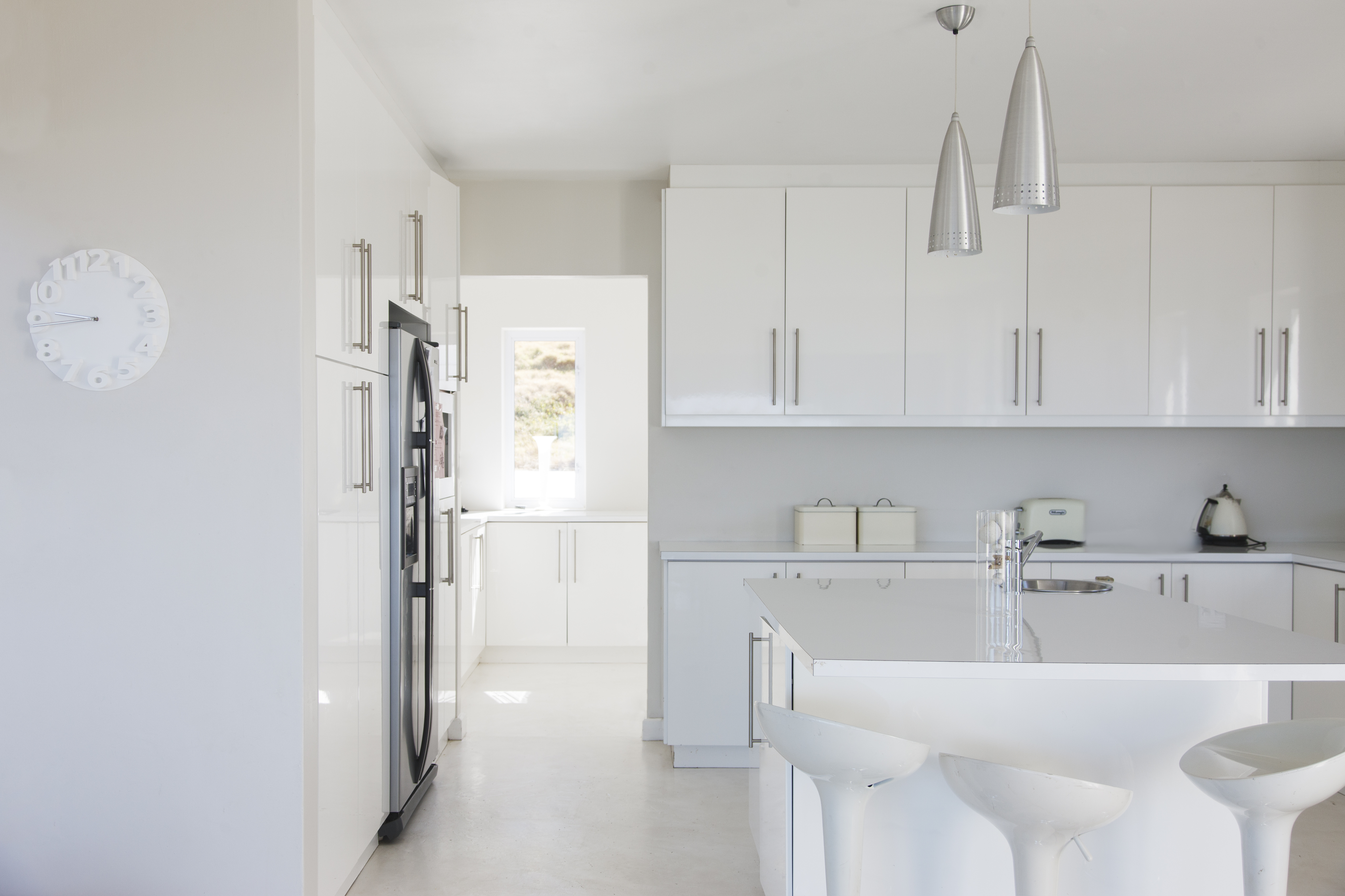 Butler's Pantry: A Guide to Creating a Stylish and Functional Space